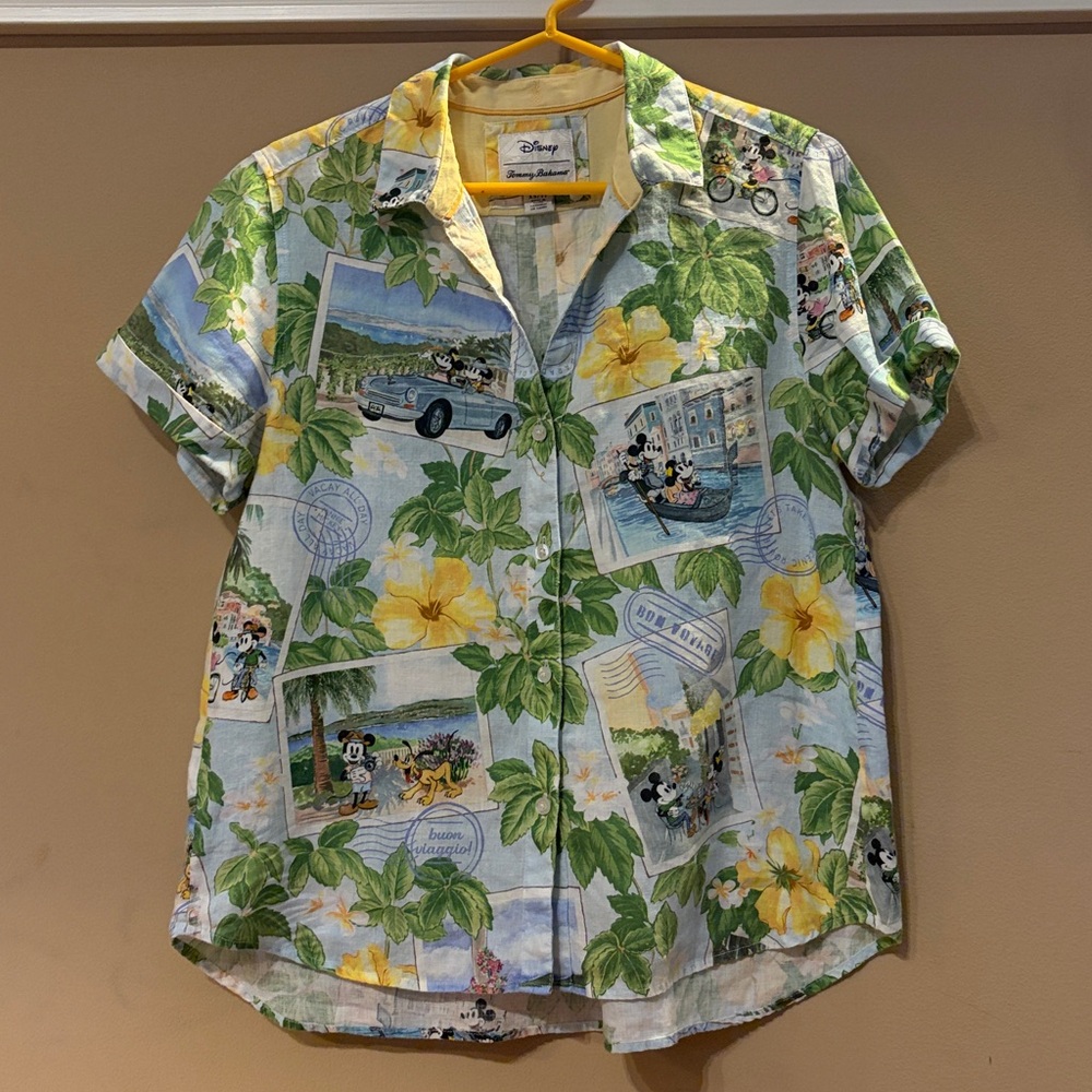 Tommy Bahama Mickey & Minnie Postcard Print Linen Camp Shirt, size XS